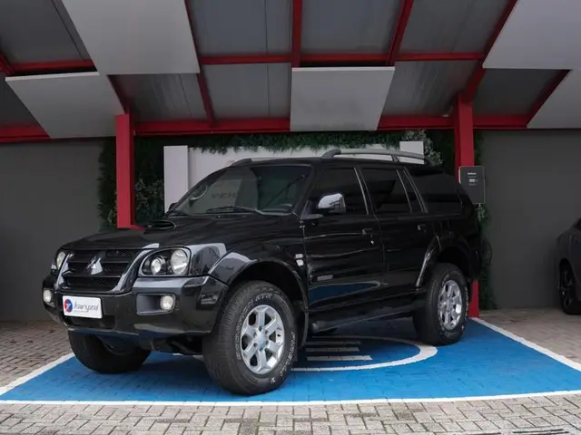 Carro Mitsubishi Pajero Sport 2011 HPE 4x4 2.5