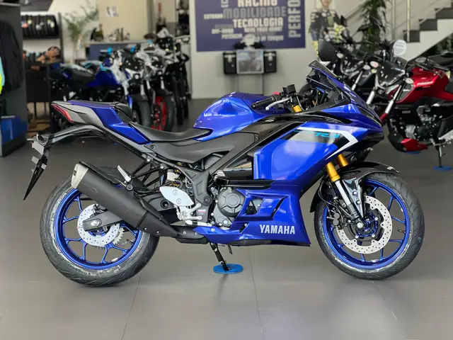 Carro Yamaha YZF R3 2025 ABS