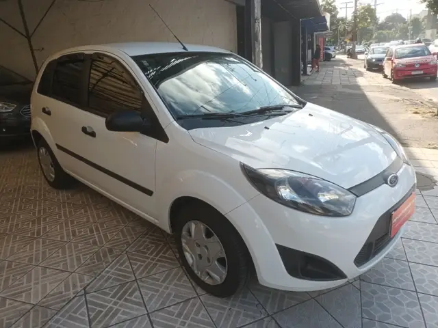 Carro Ford Fiesta Hatch 2013 Rocam 1.0 (Flex)