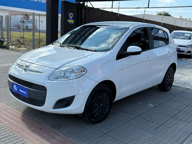Carro Fiat Palio 2015 Attractive 1.0 Evo (Flex)
