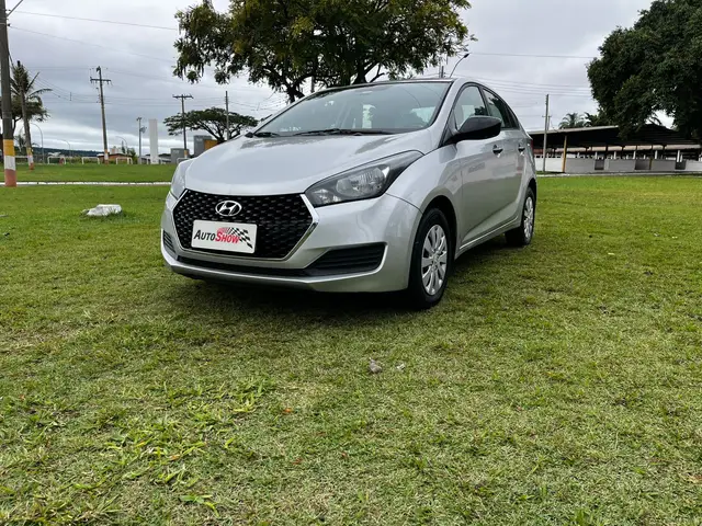 Carro Hyundai HB20S 2019 1.0 Unique (Flex)