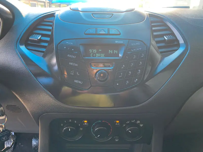 Ford SE 1.5 12v (Flex)