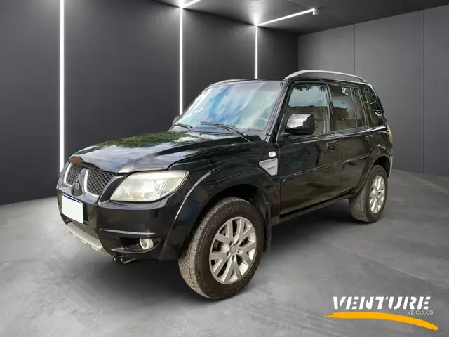 Carro Mitsubishi Pajero TR4 2011 2.0 16V 4x4 (Flex) (Aut)
