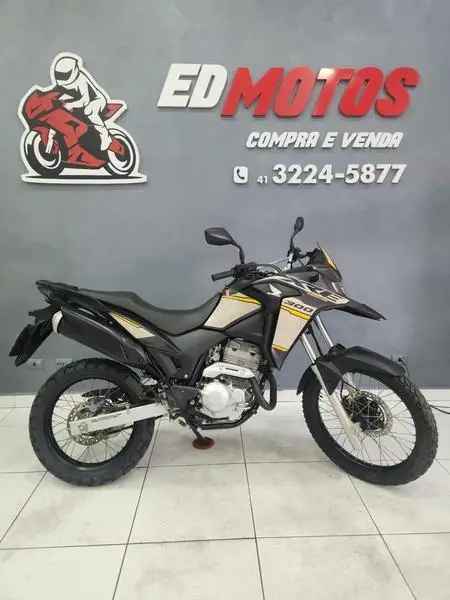 Carro Honda XRE 300 2022 Adventure (Flex)