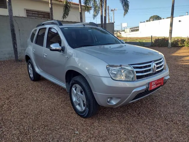 Carro Renault Duster 2013 2.0 16V Dynamique (Flex)