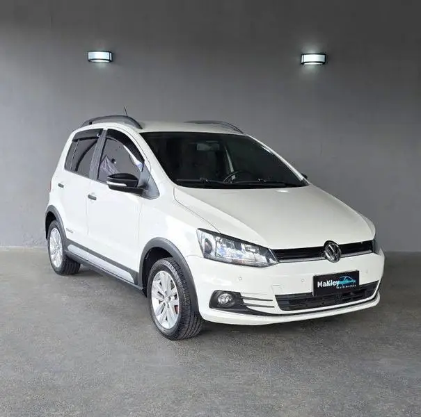 Volkswagen 1.0 MPI Track (Flex)