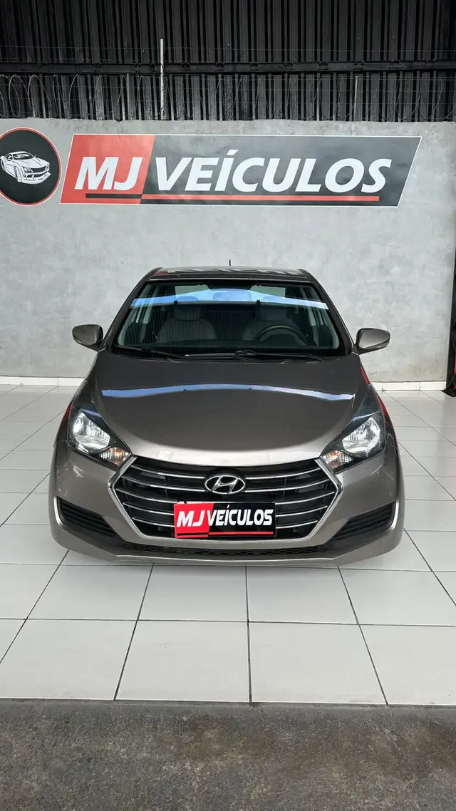 Carro Hyundai HB20S 2016 1.0 Comfort Plus (Flex)