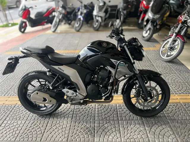 Moto Yamaha YS 250 Fazer 2021 ABS