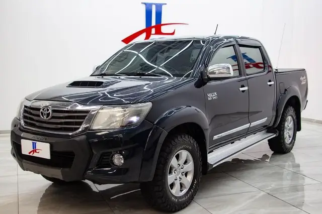 Carro Toyota Hilux Cabine Dupla 2015 Hilux 3.0 TDI 4x4 CD SRV (Diesel)