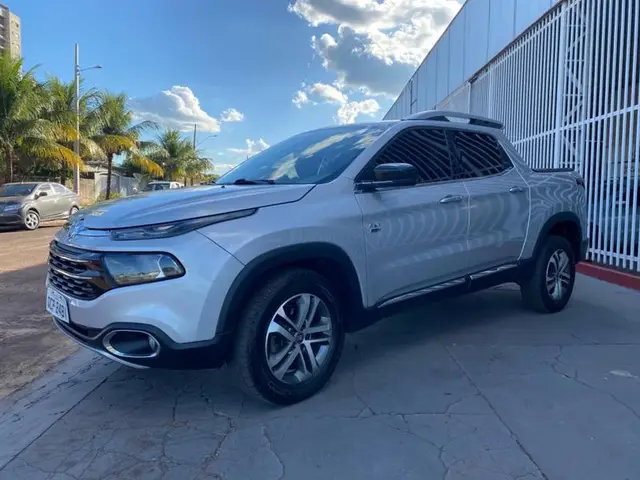 Carro Fiat Toro 2018 2.0 TDI Volcano Auto 4WD