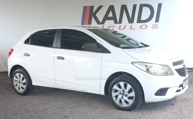 Carro Chevrolet Onix 2014 1.0 LS SPE/4
