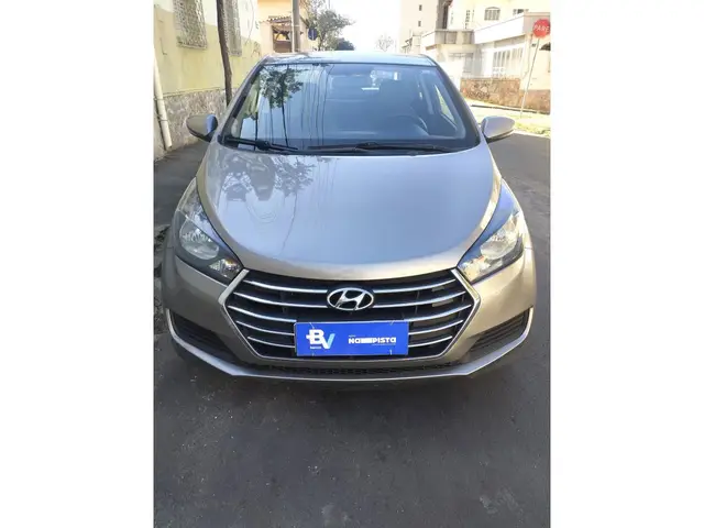 Carro Hyundai HB20S 2018 1.0 Comfort Plus (Flex)