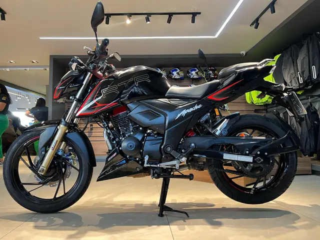Carro Dafra Apache 2022 Apache RTR 200