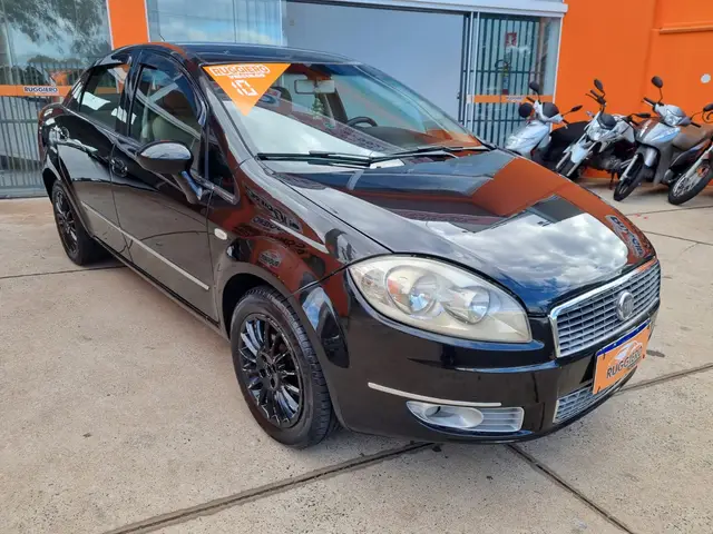 Carro Fiat Linea 2010 Absolute 1.9 16V Dualogic (Flex)