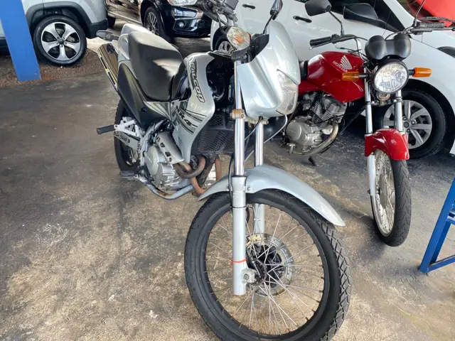 Carro Honda NX 4 Falcon 2008 400