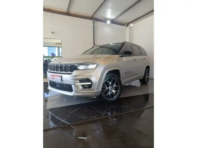 Carro Jeep Commander 2022 Overland T270 Flex (Aut)