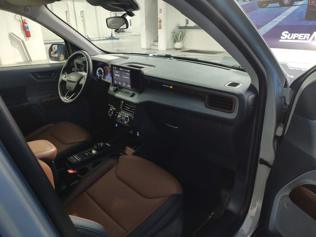 Maverick Lariat FX4 2.0 EcoBoost Aut.