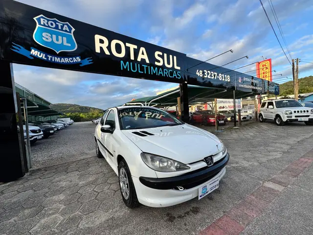 Carro Peugeot 206 2004 Hatch. Presence 1.4 8V