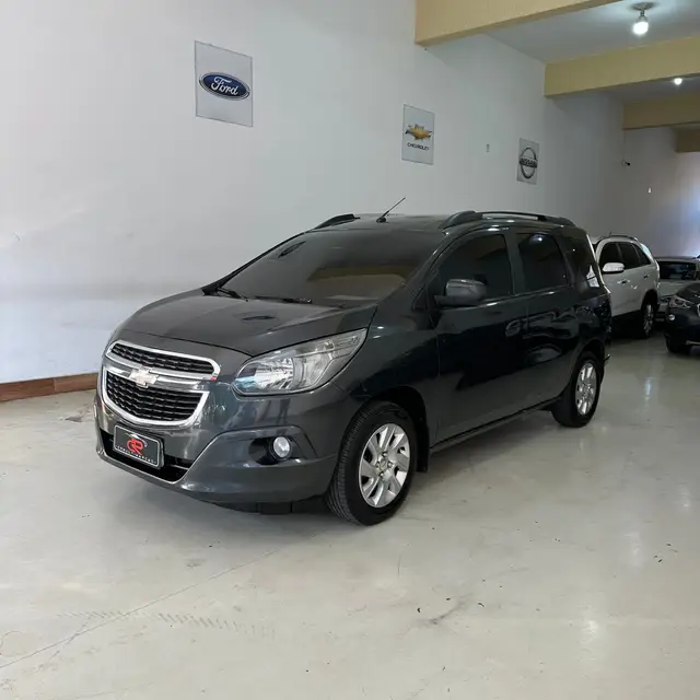 Carro Chevrolet Spin 2017 LTZ 7S 1.8 (Flex) (Aut)