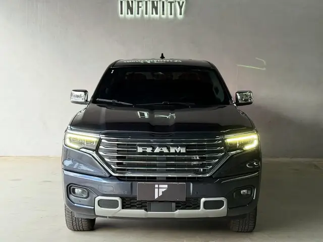 Carro RAM Rampage 2024 Laramie 2.0 Turbo