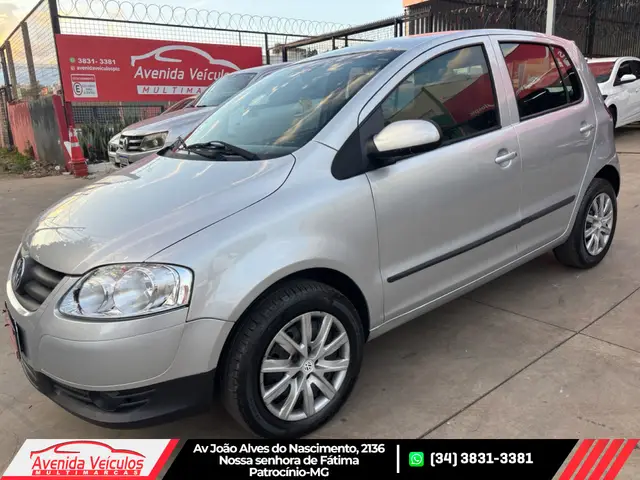 Carro Volkswagen Fox 2009 City 1.0 8V (Flex)