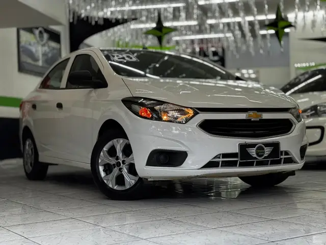 Carro Chevrolet Onix Plus 2020 JOY Plus 1.0 8V 4p Flex Mec.