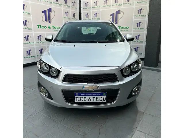 Carro Chevrolet Sonic 2013 Hatch LT 1.6 (Aut)