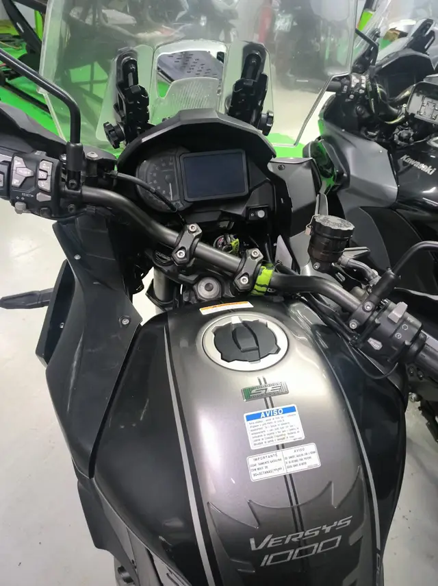 Moto Kawasaki Versys 2022 1000 Grand Tourer
