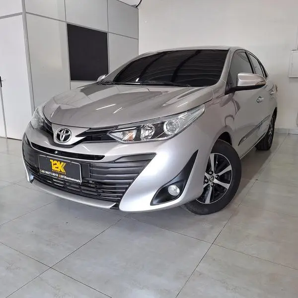 Carro Toyota Yaris Sedan 2019 1.5 XLS CVT (Flex)