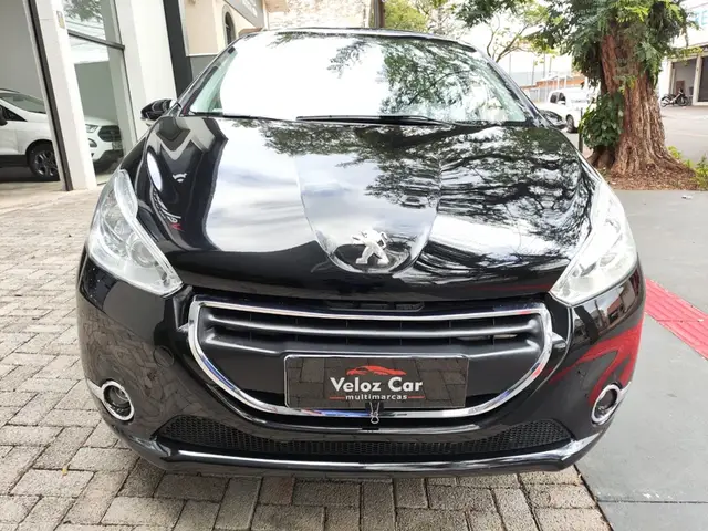 Carro Peugeot 208 2014 Griffe 1.6 16V (Flex)