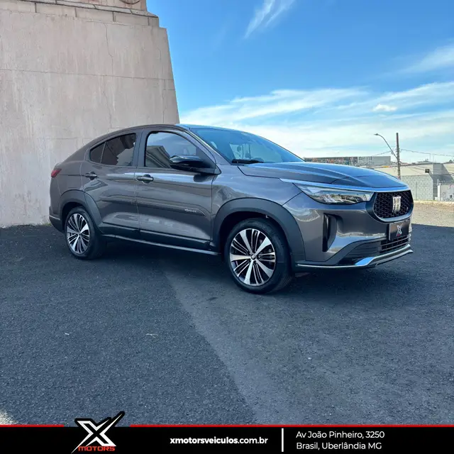 Carro Fiat Fastback 2024 Audace