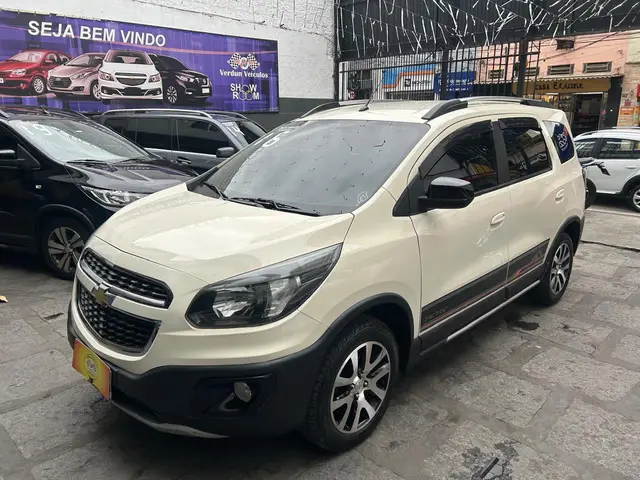 Carro Chevrolet Spin 2016 Activ 1.8 (Flex) (Aut)