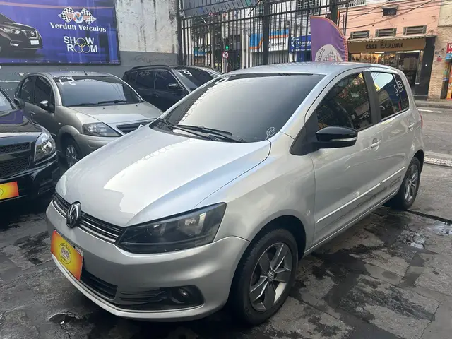 Carro Volkswagen Fox 2019 1.6 MSI Connect (Flex)
