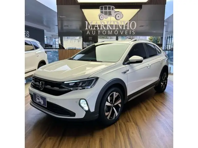 Carro Volkswagen Nivus 2023 Highline 200 TSI