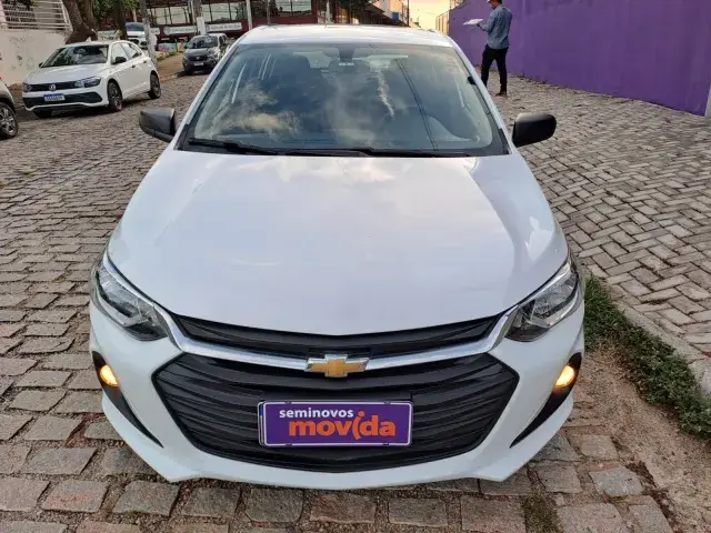Carro Chevrolet Onix 2024 1.0