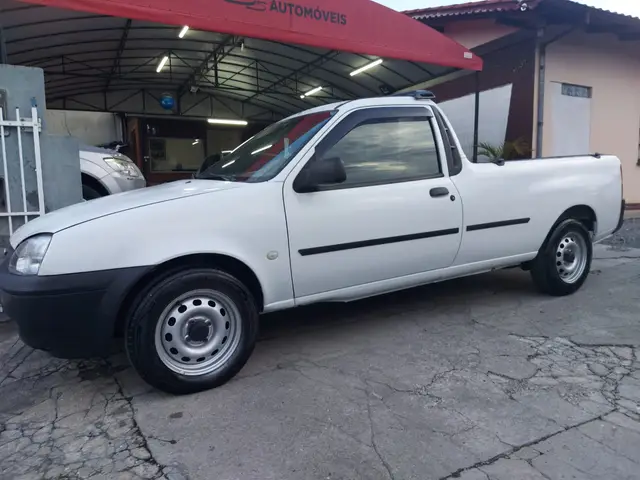Carro Ford Courier 2011 L 1.6 (Flex)