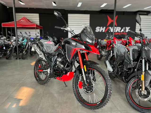 Carro Shineray SHI 250 2025 249 cc