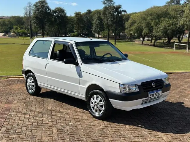 Carro Fiat Uno Mille 2010 Uno Mille Celeb. WAY ECON. 1.0 F.Flex 2p