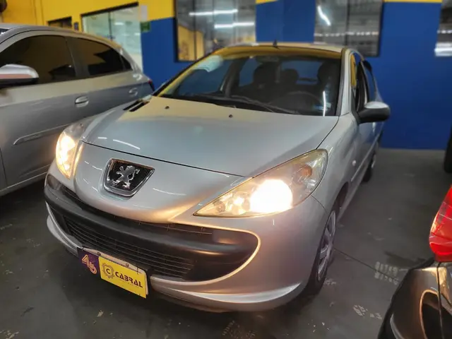 Carro Peugeot 207 2010 Hatch XR 1.4 8V (flex) 4p