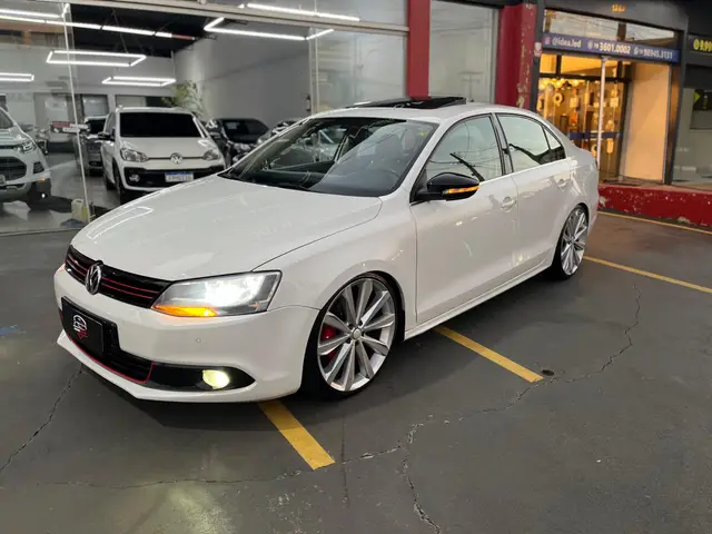 Carro Volkswagen Jetta 2012 2.0 TSI Highline DSG