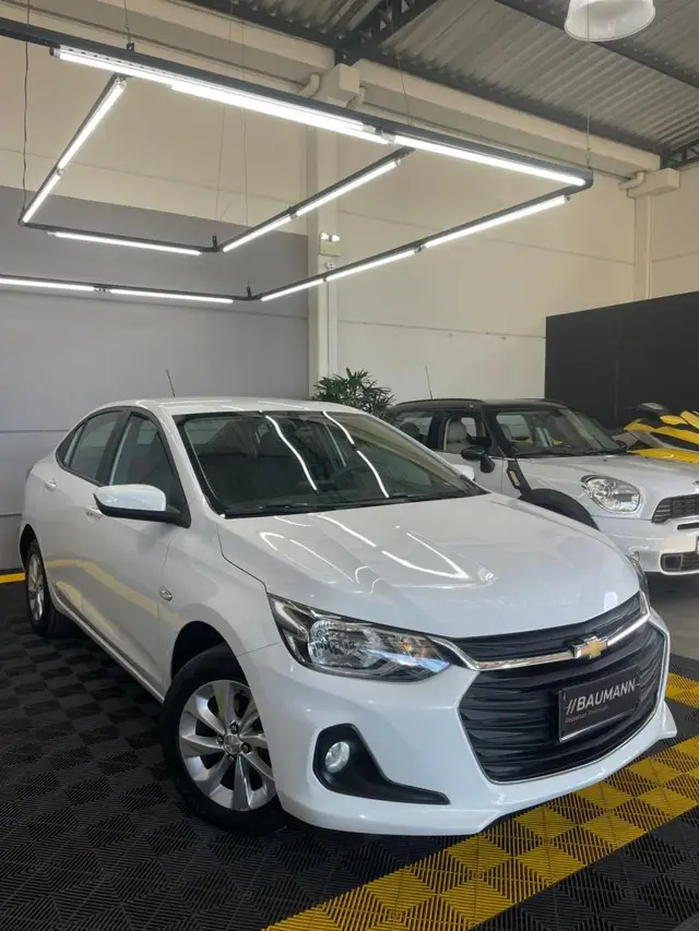Carro Chevrolet Onix Plus 2022 SEDAN Plus LTZ 1.0 12V TB Flex (Mec.)
