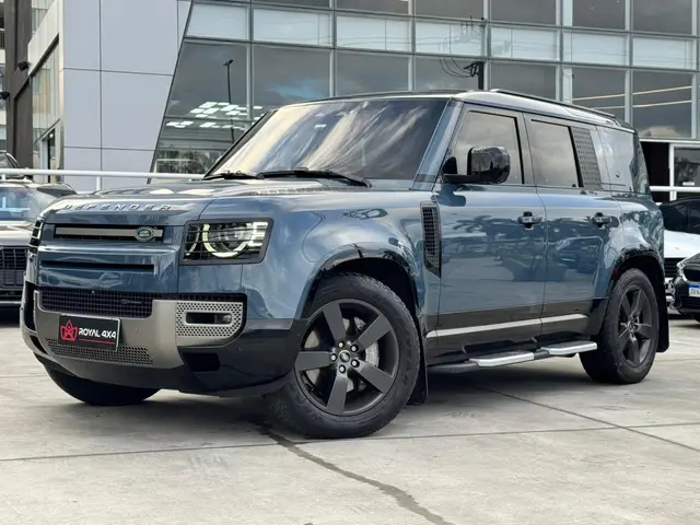 Carro Land Rover Defender 2023 110 X-Dynamic HSE 3.0 TD (Aut)