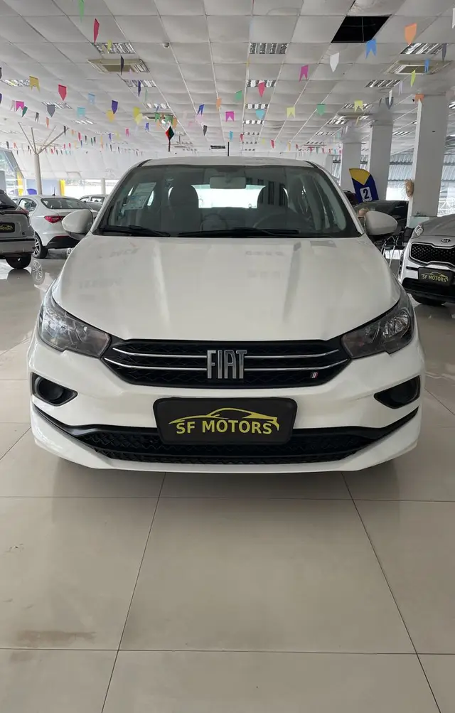 Carro Fiat Cronos 2023 Drive 1.0 (Flex) MT