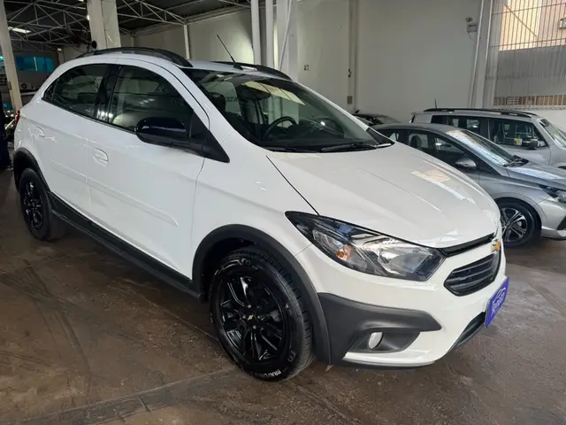 Carro Chevrolet Onix 2019 Activ 1.4 (Aut.)