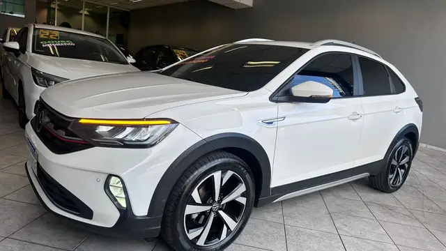Carro Volkswagen Nivus 2024 Highline 200 TSI