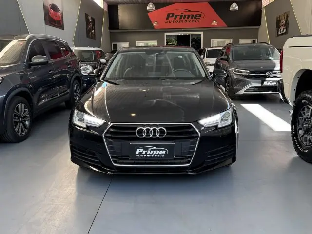 Carro Audi A4 2019 2.0 TFSI Ambiente S Tronic
