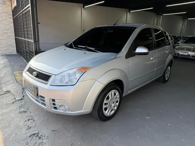 Carro Ford Fiesta Hatch 2008 Class 1.0 (Flex)