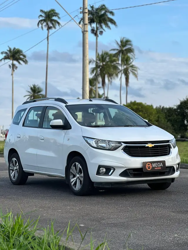 Carro Chevrolet Spin 2022 Premier 1.8 (Aut) (Flex)