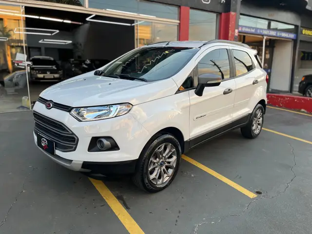 Carro Ford EcoSport 2014 Ecosport Freestyle 1.6 16V (Flex)