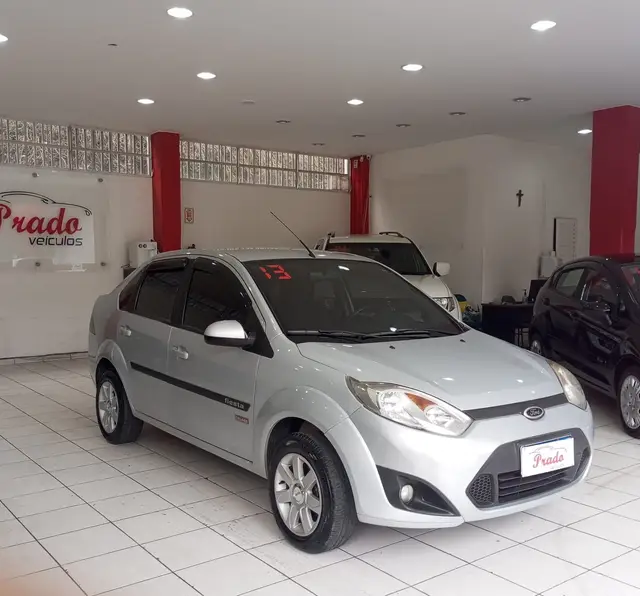Carro Ford Fiesta Sedan 2013 Sed. 1.6 8V Flex 4p